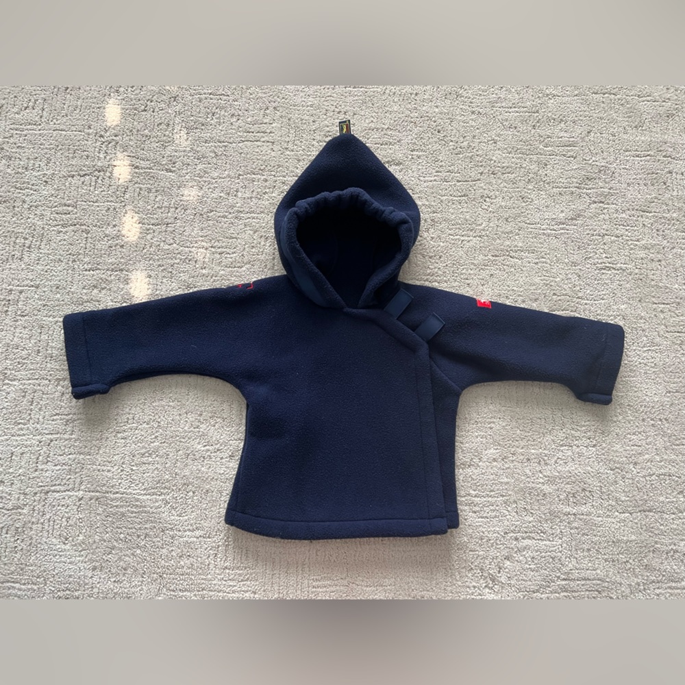 Widgeon monogrammed F navy fleece